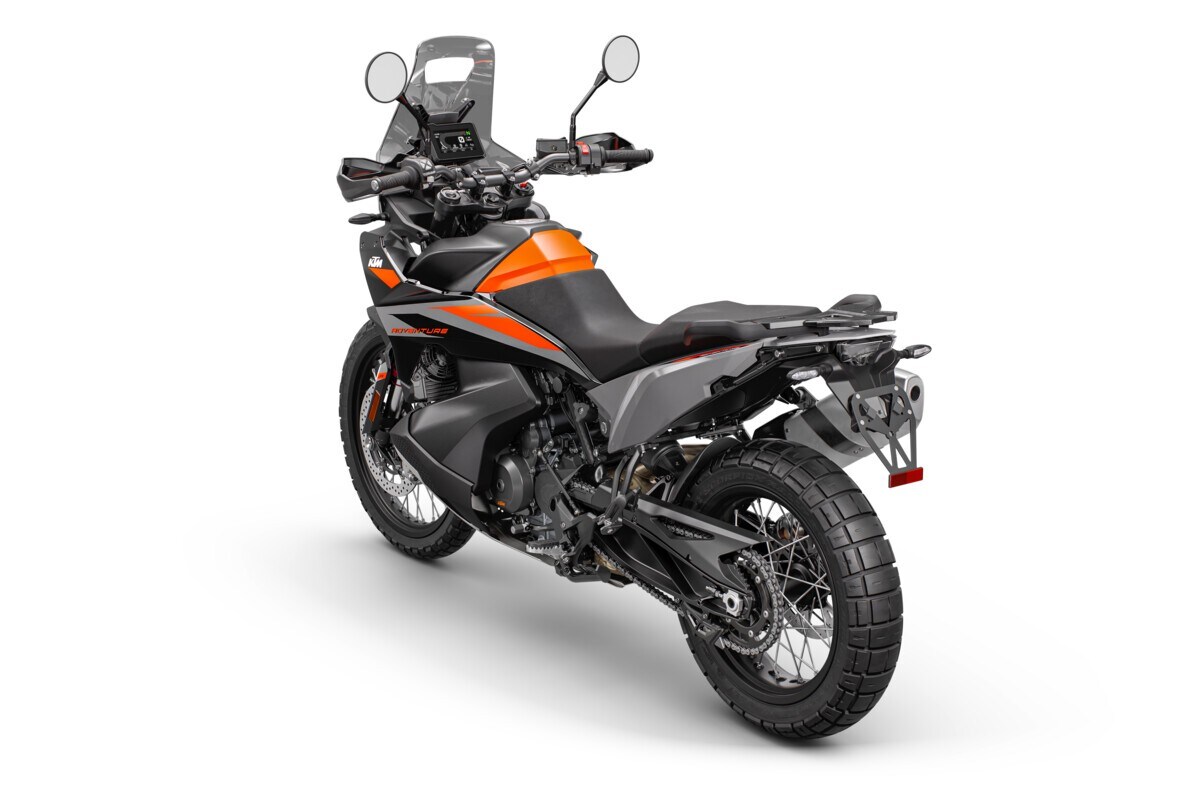 KTM: la nuova 890 Adventure 2023